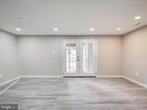 Living - 1016 W Shore Dr, Edgewood, MD 21040 photo 13 of 13