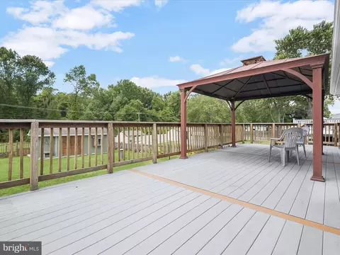 Exterior - 734 Shore Dr, Joppa, MD 21085 photo 4 of 17