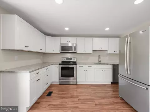 Kitchen - 734 Shore Dr, Joppa, MD 21085 photo 3 of 3
