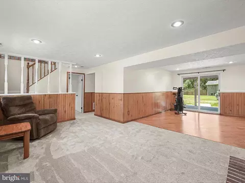 Living - 734 Shore Dr, Joppa, MD 21085 photo 10 of 10