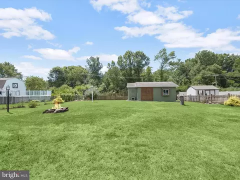 Exterior - 734 Shore Dr, Joppa, MD 21085 photo 13 of 17