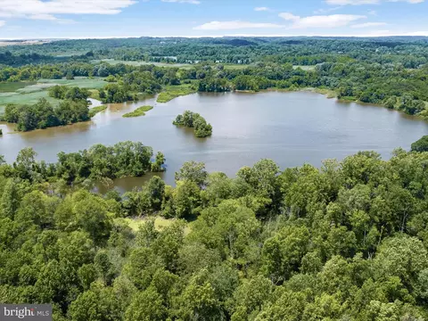 View/Area - 734 Shore Dr, Joppa, MD 21085 photo 6 of 15