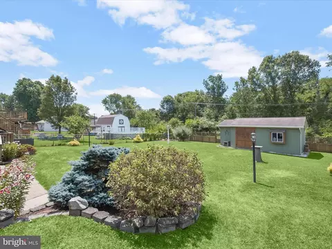 Exterior - 734 Shore Dr, Joppa, MD 21085 photo 12 of 17