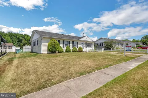 611 Hartwood Ln, Edgewood, MD 21040