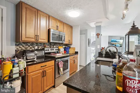 Kitchen - 82 Neptune Dr, Joppa, MD 21085 photo 3 of 3
