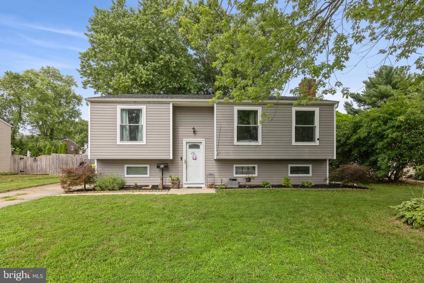 Exterior - 82 Neptune Dr, Joppa, MD 21085 photo 1 of 2