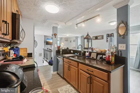 Kitchen - 82 Neptune Dr, Joppa, MD 21085 photo 2 of 3