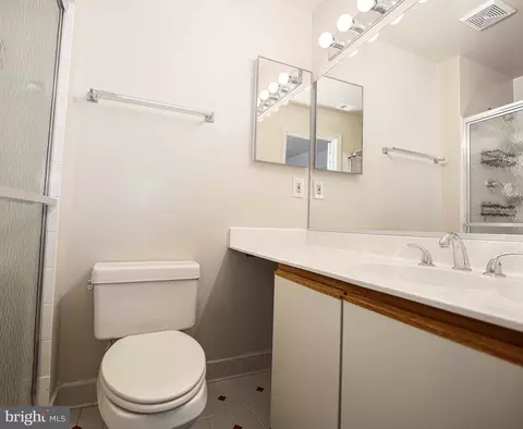 Bath - 3512 Thomas Pointe Ct #2C, Abingdon, MD 21009 photo 1 of 2