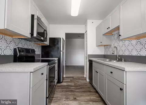 Kitchen - 3512 Thomas Pointe Ct #2C, Abingdon, MD 21009 photo 2 of 2