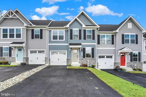 4782 Sanibel Sq, Aberdeen, MD 21001