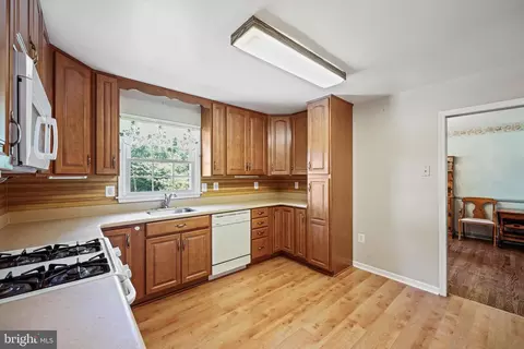 2519 Tally Ho Dr, Fallston, MD 21047 photo 13