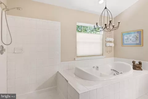 Bath - 503 Stratford Rd, Fallston, MD 21047 photo 2 of 5