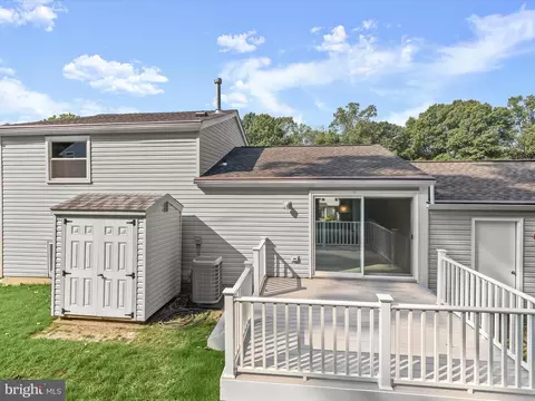 Exterior - 308 Springdale Ct, Joppa, MD 21085 photo 8 of 11