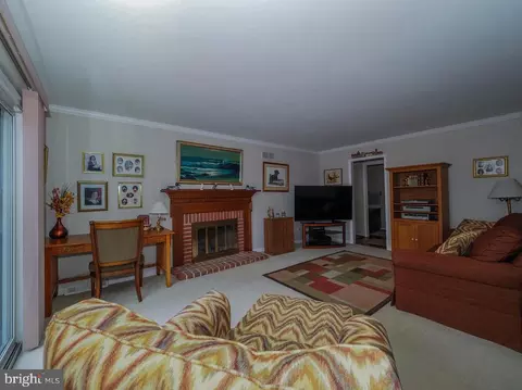 Living - 2104 Rosante Ct, Fallston, MD 21047 photo 8 of 10