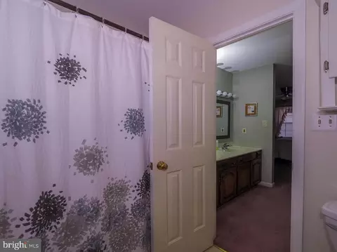 Bath - 2104 Rosante Ct, Fallston, MD 21047 photo 3 of 5