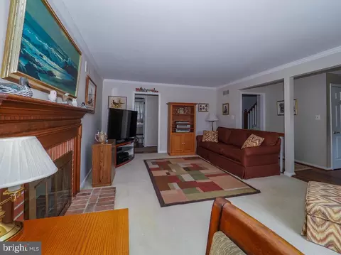 Living - 2104 Rosante Ct, Fallston, MD 21047 photo 9 of 10