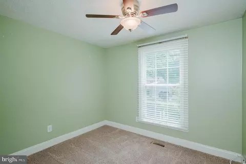 Bedroom - 59 Neptune Dr, Joppa, MD 21085 photo 5 of 12