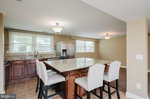Kitchen - 59 Neptune Dr, Joppa, MD 21085 photo 2 of 3