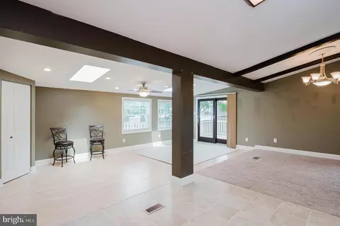 Living - 59 Neptune Dr, Joppa, MD 21085 photo 9 of 14