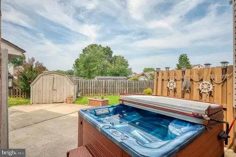 Exterior - 59 Neptune Dr, Joppa, MD 21085 photo 10 of 22