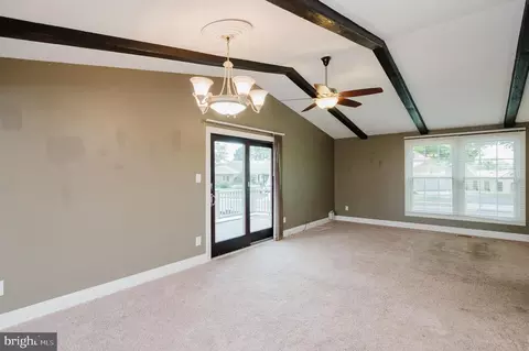 Living - 59 Neptune Dr, Joppa, MD 21085 photo 7 of 14