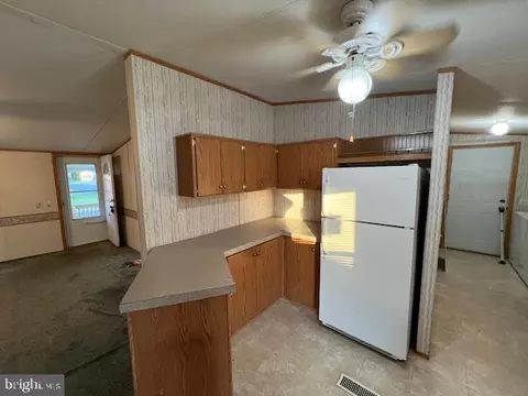 48 Little Creek Ln, Edgewood, MD 21040 photo 8
