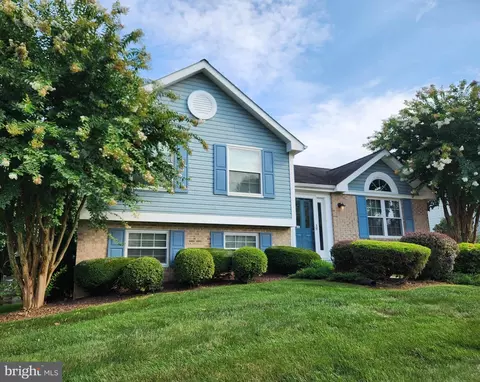 113 Whisperwood Ct, Abingdon, MD 21009