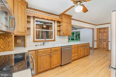 2408 Chatau Ct, Fallston, MD 21047 photo 16