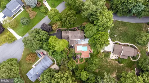 2408 Chatau Ct, Fallston, MD 21047 photo 5