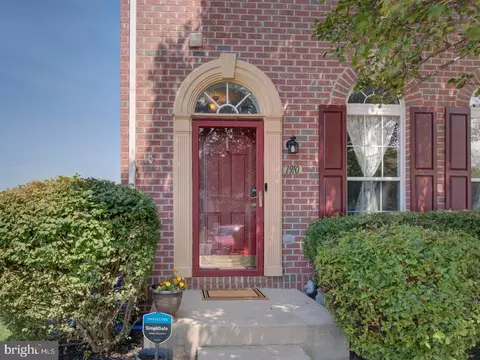 1910 Glenroths Dr, Abingdon, MD 21009