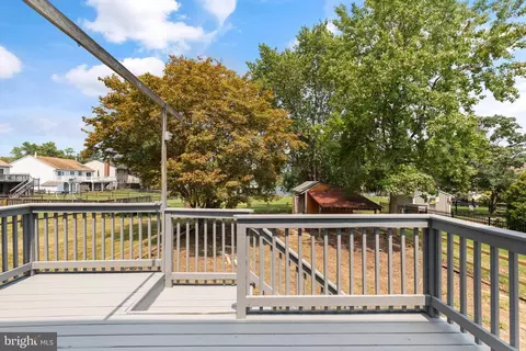 Exterior - 655 Shore Dr, Joppa, MD 21085 photo 2 of 3