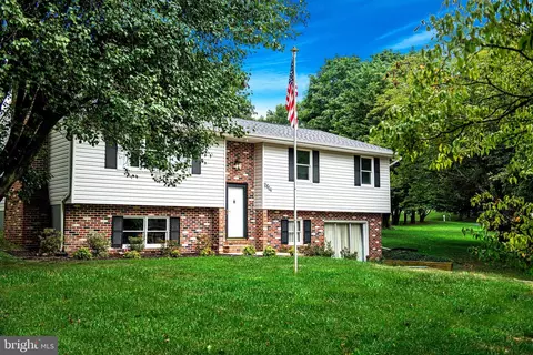 2614 Rohe Dr, Kingsville, MD 21087