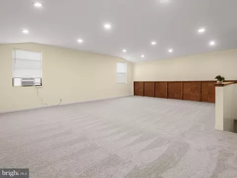 Living - 301 Burnside Ct, Joppa, MD 21085 photo 8 of 10