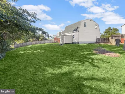Exterior - 301 Burnside Ct, Joppa, MD 21085 photo 7 of 8