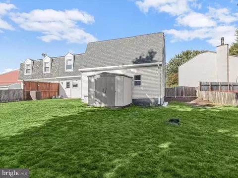 Exterior - 301 Burnside Ct, Joppa, MD 21085 photo 6 of 8