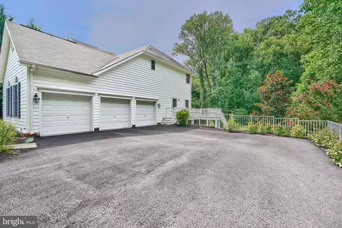 Exterior - 1900 Coachman Ct, Fallston, MD 21047 photo 20 of 23