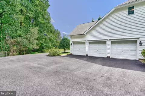 Exterior - 1900 Coachman Ct, Fallston, MD 21047 photo 21 of 23