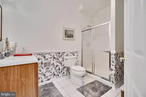 Bath - 1900 Coachman Ct, Fallston, MD 21047 photo 9 of 11