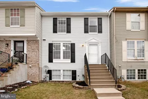 1011 Starboard Dr, Edgewood, MD 21040