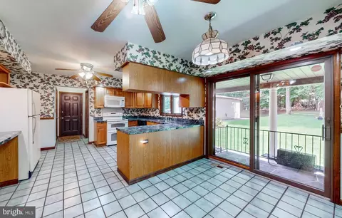 2021 Oakmont Rd, Fallston, MD 21047 photo 16