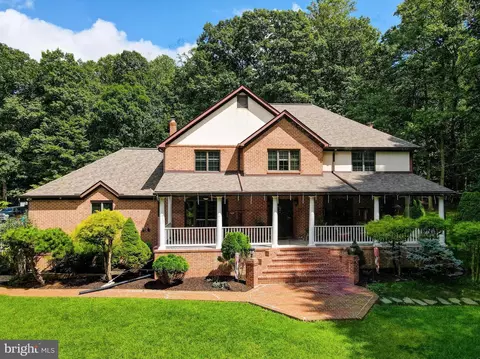 2021 Oakmont Rd, Fallston, MD 21047 photo 2