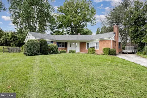 4 Hunter Dr, Bel Air, MD 21014