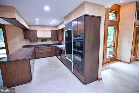 Kitchen - 2404 Laurel Bush Rd, Abingdon, MD 21009 photo 2 of 5