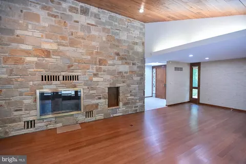 Living - 2404 Laurel Bush Rd, Abingdon, MD 21009 photo 4 of 20