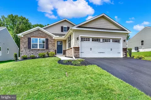 4769 Naples Ave, Aberdeen, MD 21001