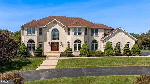 1413 Falls Crest Dr, Fallston, MD 21047