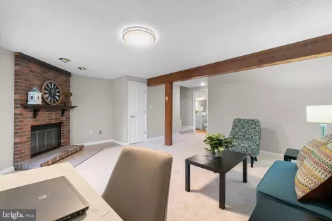 Living - 3339 Garrison Cir, Abingdon, MD 21009 photo 5 of 7
