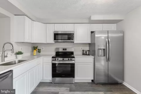 Kitchen - 3339 Garrison Cir, Abingdon, MD 21009 photo 3 of 4