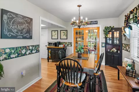 677 Towne Ctr, Joppa, MD 21085 photo 14