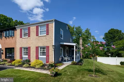 677 Towne Ctr, Joppa, MD 21085 photo 3